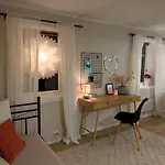 Cozy And Spacious In Appartement