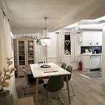 Appartement Cozy And Spacious In