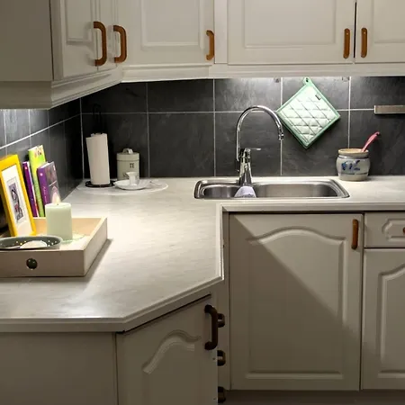 Cozy And Spacious In