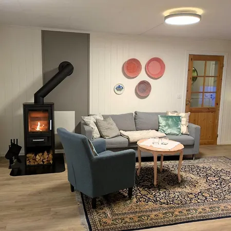 Daire Cozy And Spacious In Svolvær