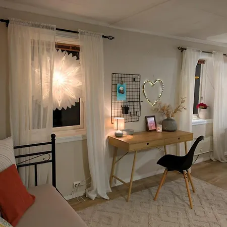 Cozy And Spacious In Daire
