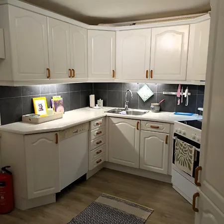 Cozy And Spacious In Daire Svolvær