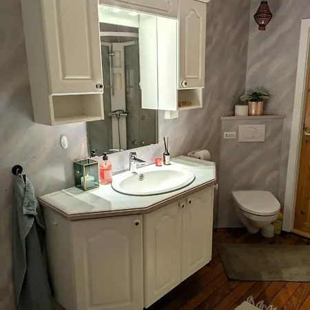 Cozy And Spacious In Daire Svolvær