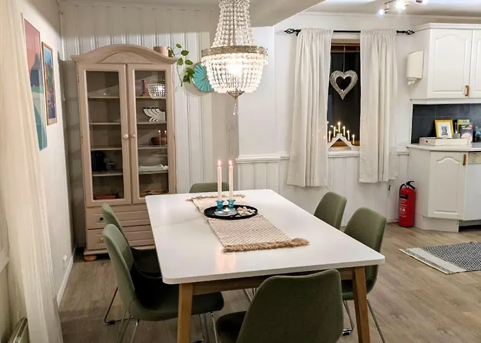 Cozy And Spacious In Svolvær