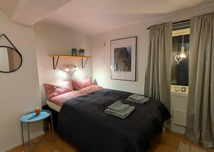 Cozy And Spacious In Leilighet