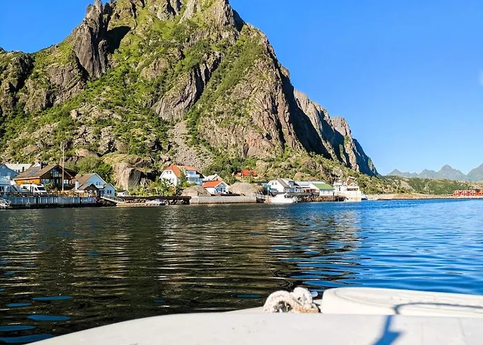 Cozy And Spacious In Leilighet Svolvær